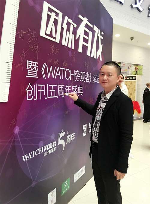 点击新窗口打开大图