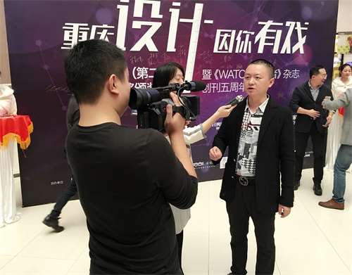 点击新窗口打开大图