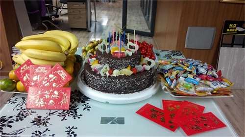 点击新窗口打开大图